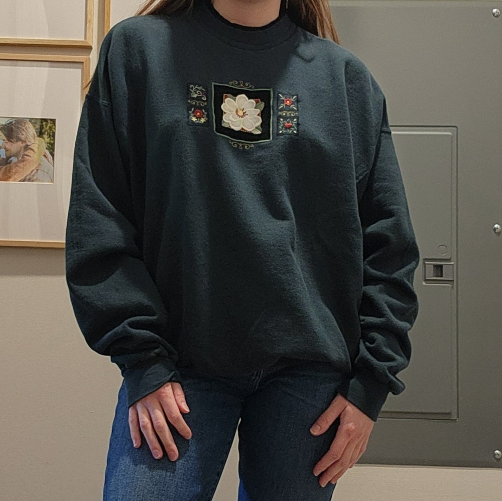 Vintage Dark Green Crewneck Embroidered Sweatshirt - Picture 6 of 7